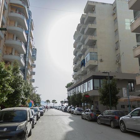 Gloria'S Apartment Lungomare Vlorë Exterior foto
